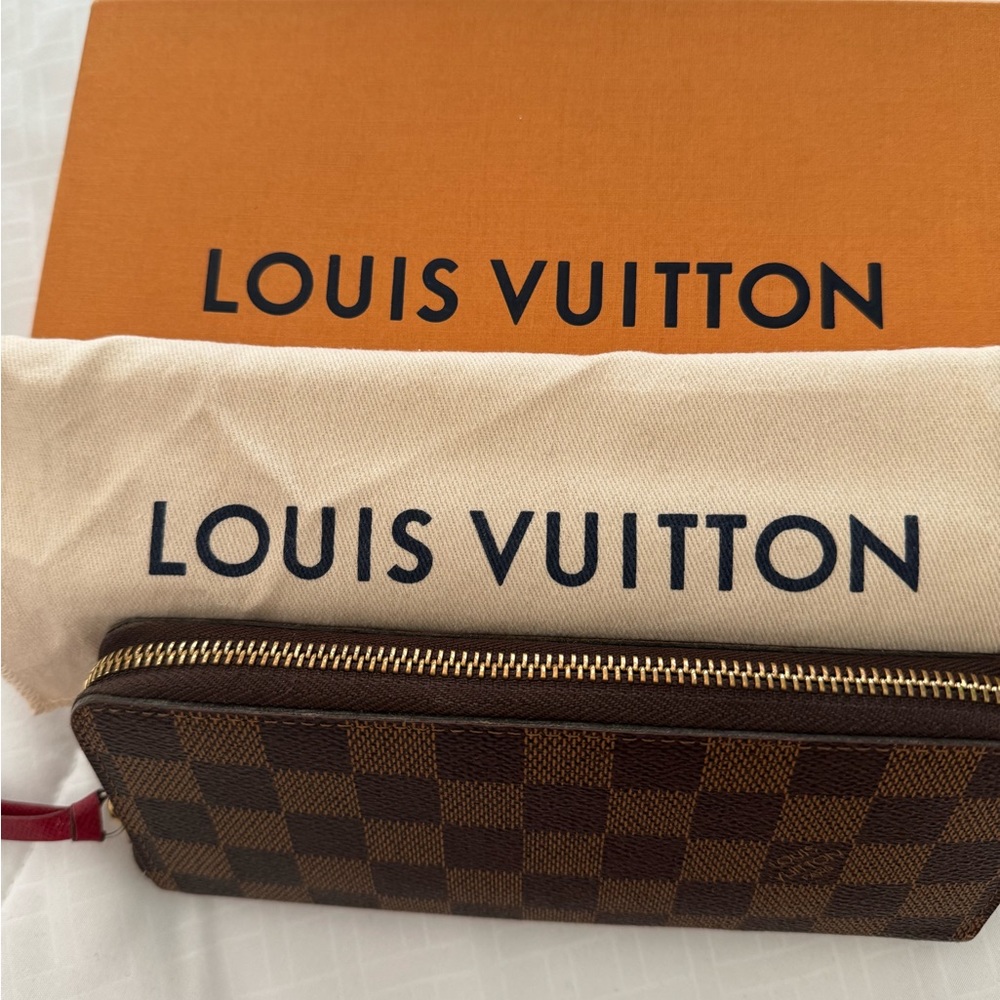 Louis Vuitton Wallet